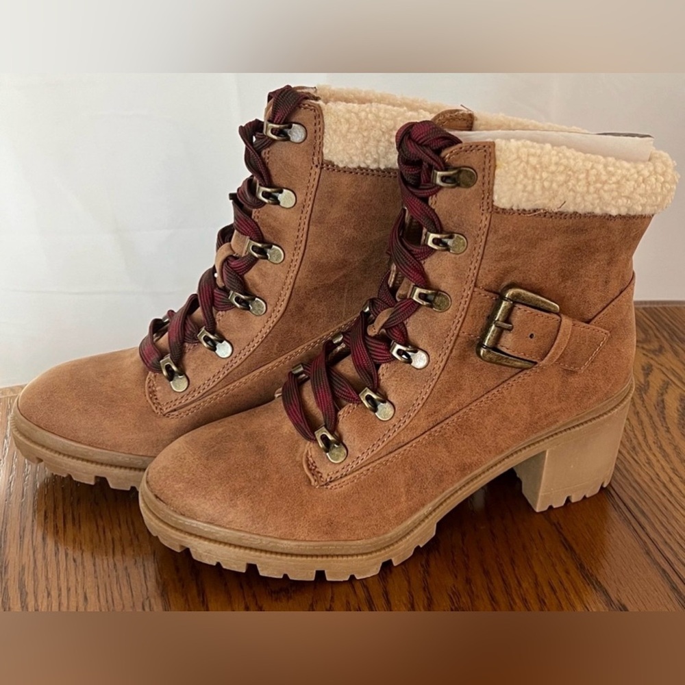 Jellypop Brandi Lace-Up Sherpa Cuff Chunky Heel Faux Suede Tan‎ Ankle Boots 8.5M